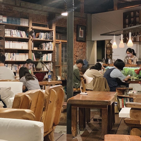 台南不限時咖啡廳推薦2:a Room房間咖啡