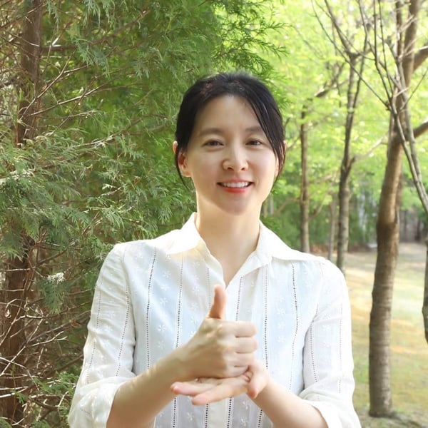 40+女星凍齡秘訣特搜！梁詠琪、林志玲抗老保養密技公開，李心潔還靠這招養出少女顏