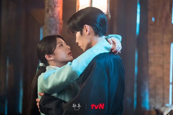 收視高評價卻很兩極韓劇!《金師傅3》反派李璟榮太煩人,這部收視破16%卻被批是爛劇