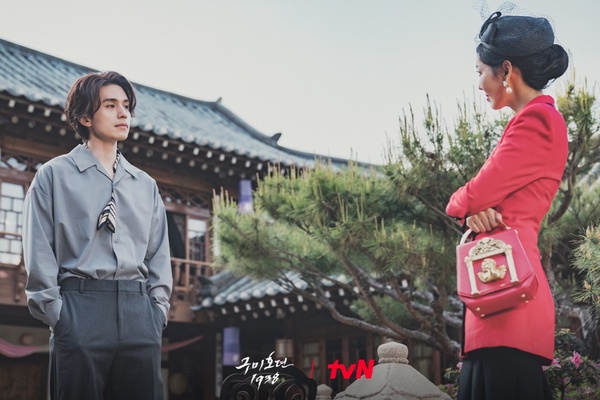 《九尾狐傳1938》首播收視贏第1季!金素妍火速求婚李棟旭,劇情輕鬆,沒看第1季也能追