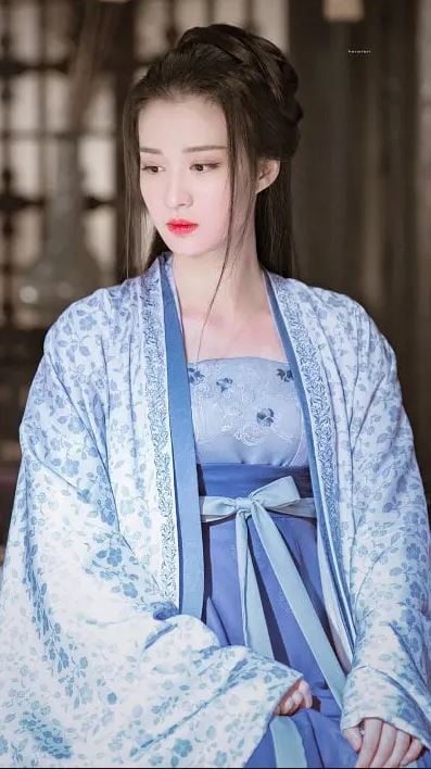 網評「最美古裝女神」TOP10！趙露思沒進榜，熱巴第十，劉詩詩贏楊冪，冠軍是仙女吧