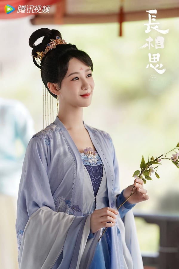 網評「最美古裝女神」TOP10！趙露思沒進榜，熱巴第十，劉詩詩贏楊冪，冠軍是仙女吧
