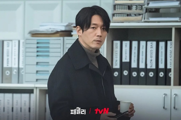 近期韓劇中年演員當道！《車貞淑醫生》嚴正化竟然53了，《金師傅3》韓石圭已經要60歲