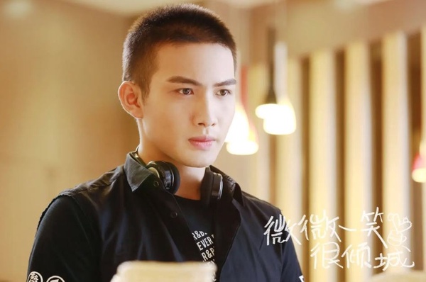 9組陸劇配角「同劇不同命」！《山河令》周也紅過馬聞遠，羅雲熙紅過吳倩，而他塌房了