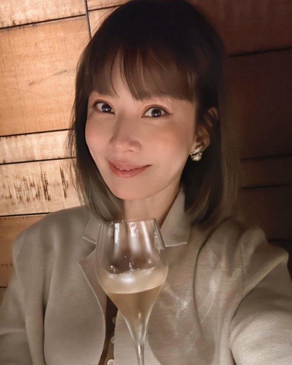 Melody殷悅:「任性不認命,就會自體發光」自曝人生不能沒有它,加碼發光肌保養祕訣