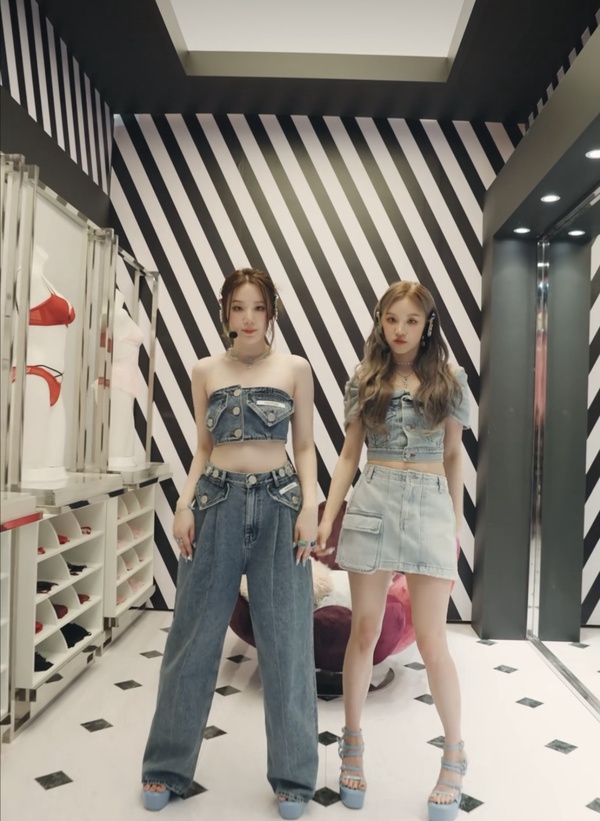 夏日美式辣妹風穿搭:Queencard-(G)I-DLE