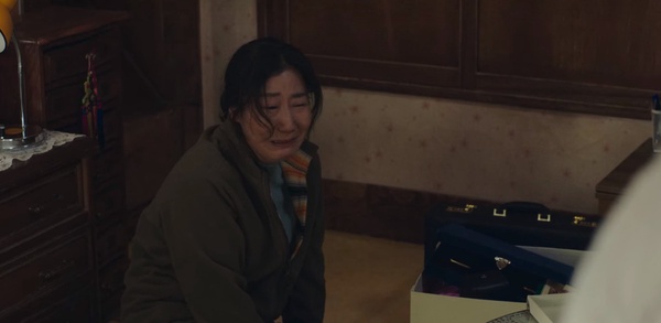 網議《壞媽媽》演技超好演員!羅美蘭逼哭觀眾,李到晛生動又揪心,居民們都是眼熟戲精