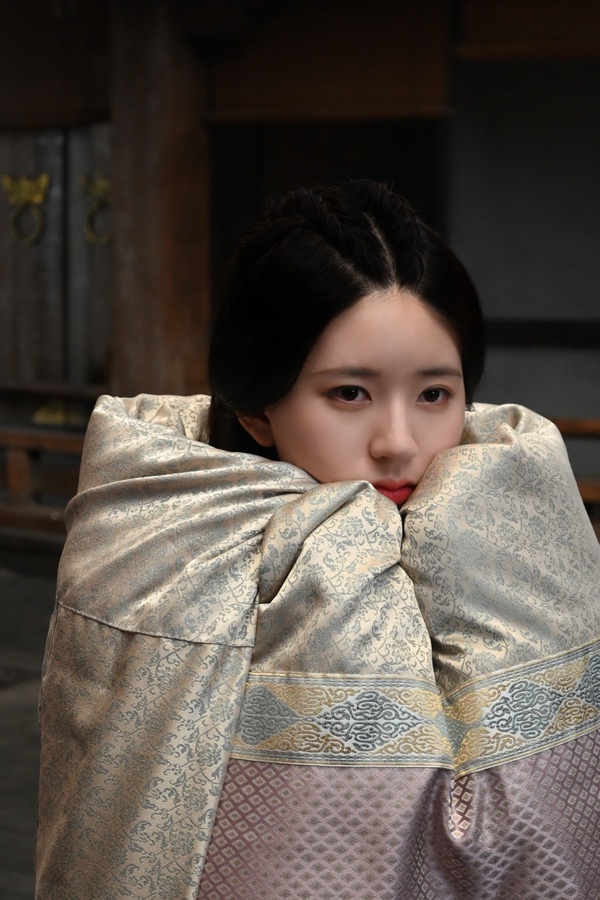陸劇女星「抖音播放量」TOP10!白鹿輸趙露思,楊冪898億,楊紫984億,而冠軍破1062億