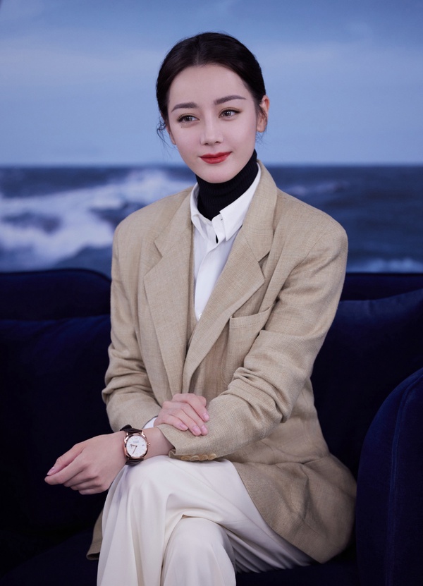 陸劇女星「抖音播放量」TOP10!白鹿輸趙露思,楊冪898億,楊紫984億,而冠軍破1062億