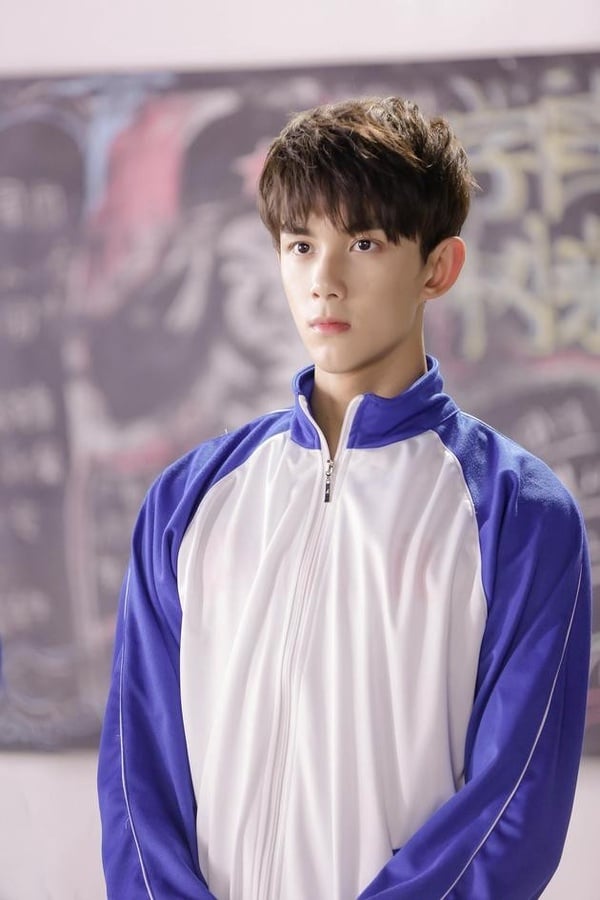 10位曾是「校草」的陸劇男星!侯明昊是學霸男神,肖戰、張凌赫都上榜,他受封國民校草