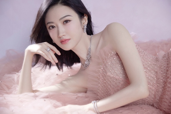 華表獎18位陸劇明星精修vs.未修!楊穎&景甜美翻,楊洋&吳磊&王一博高帥,陳飛宇有落差