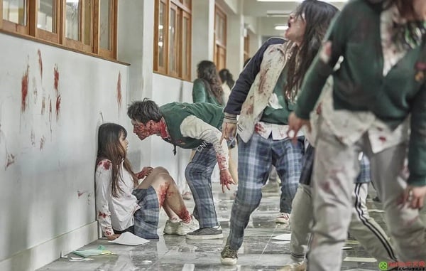 Netflix原創韓劇首三日網播量TOP10!《獵犬》第8,《黑暗榮耀》破億才第2,冠軍難超越
