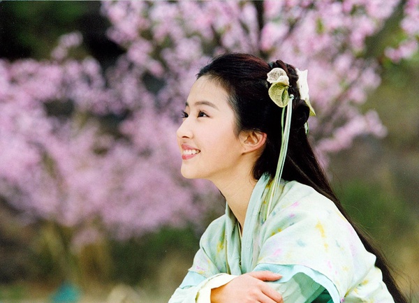 網評「最想活成的仙俠劇女主」TOP10!《長月燼明》黎蘇蘇沒人想當,白淺出生就命超好