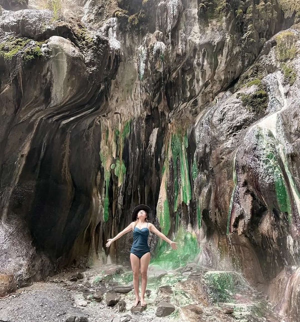 全台8處野溪溫泉推薦！陽明山絕美牛奶湯、南投秘境「雲海溫泉」，大理石溫泉紅到國外