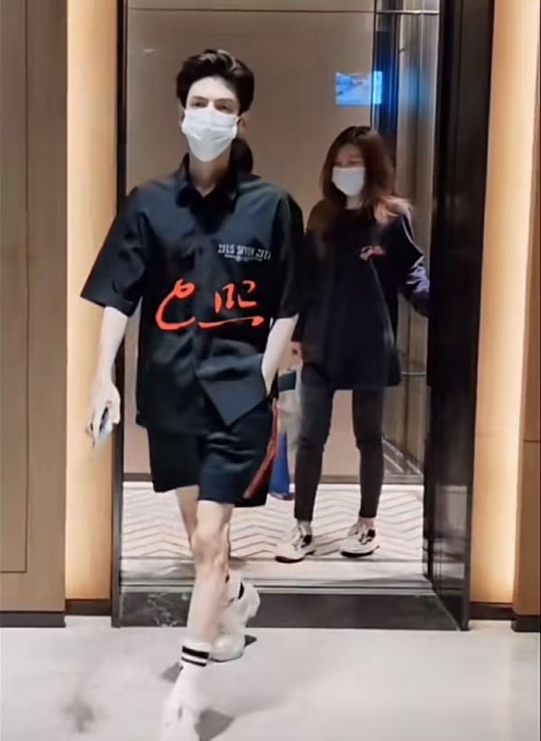 體重超輕紙片人男星!《長月燼明》羅雲熙腿細到上熱搜,王一博僅55公斤,肖戰腰太驚人