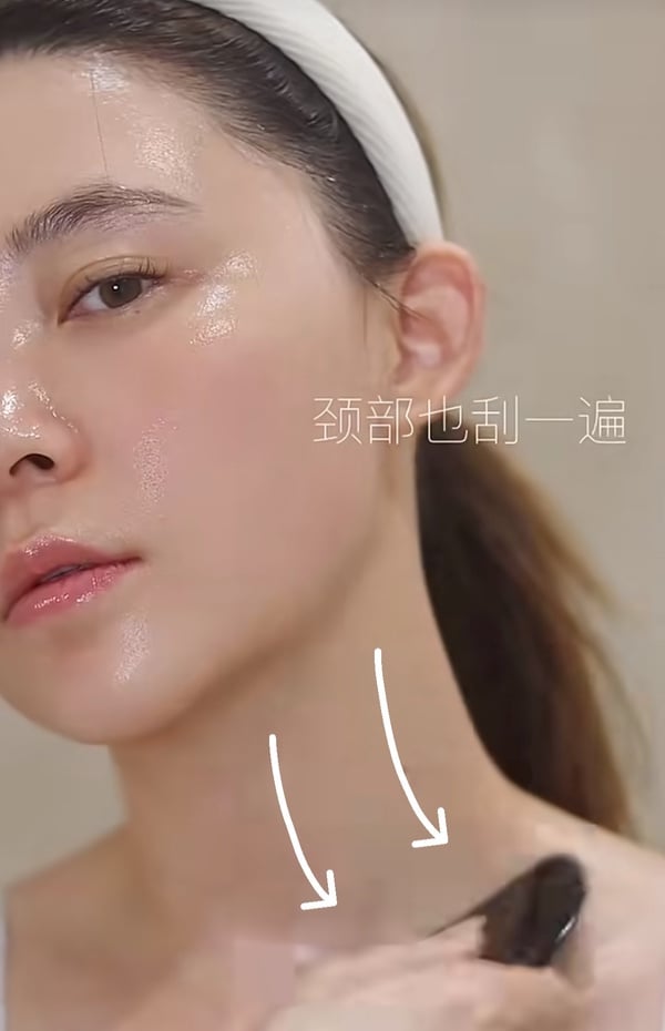 正確「臉部刮痧」10年不垮臉!小紅書超夯臉部刮痧,低成本抗老,讓妳越刮越年輕