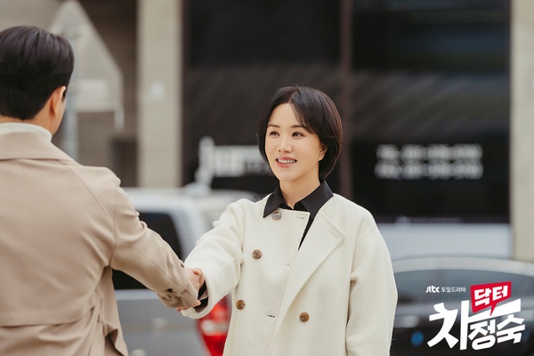2023Netflix韓劇「IMDb評分」TOP8!《車貞淑醫生》才第5,冠軍8.3分贏過《黑暗榮耀》