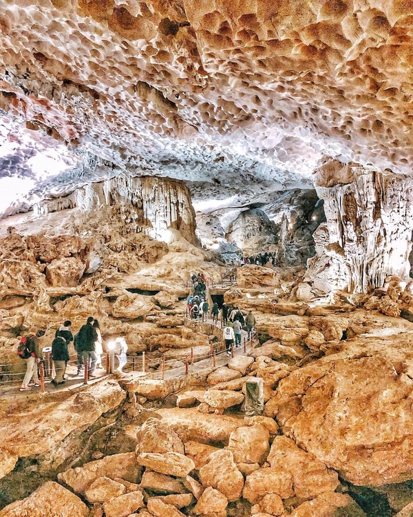 越南12大景點推薦！富國島、會安古鎮、下龍灣越南旅遊必訪，獨特簸箕船一定要體驗