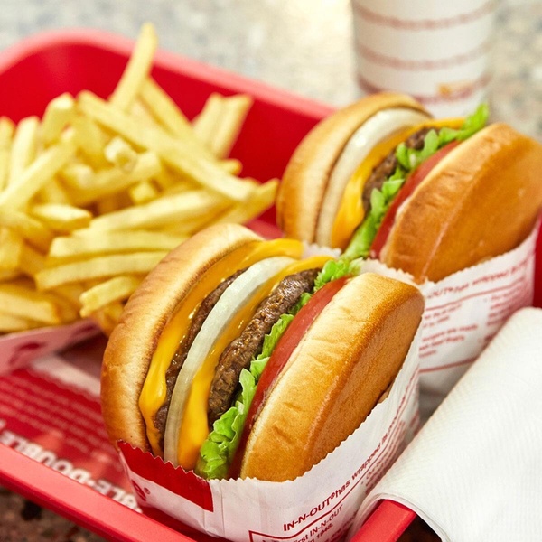 台灣吃得到！美國「In-N-Out 漢堡」登台快閃，3款經典漢堡必吃，快閃時間、地點看這