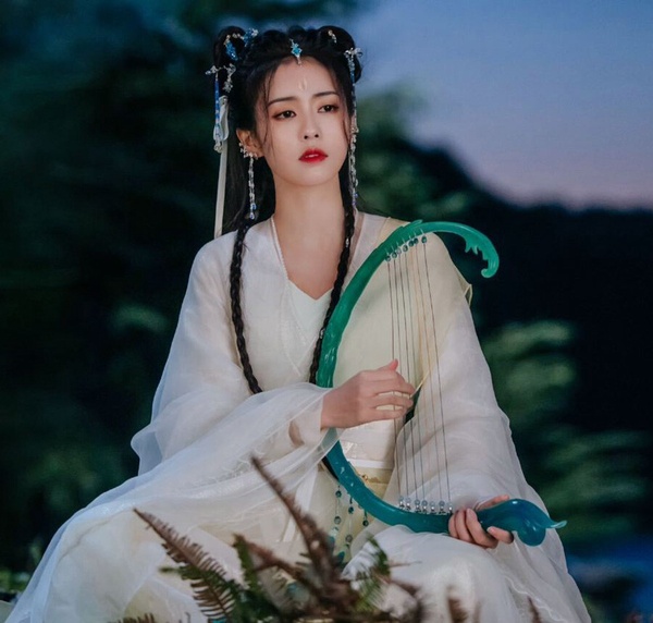 2023上半年最熱門陸劇角色TOP10!趙露思沒前十,白鹿輸迪麗熱巴,王鶴棣第3,冠軍真火