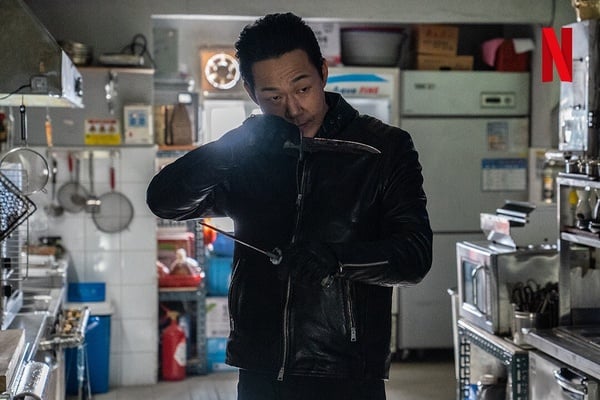 Netflix韓劇《獵犬》8位實力演員!健優演過李敏鎬護衛,「陽中」竟是《黑暗榮耀》的他