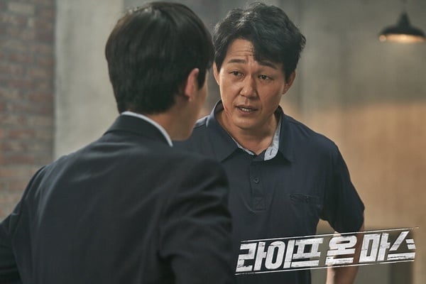 Netflix韓劇《獵犬》8位實力演員!健優演過李敏鎬護衛,「陽中」竟是《黑暗榮耀》的他