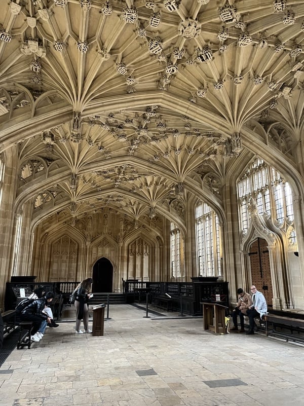 哈利波特迷必打卡英國景點:Oxford牛津