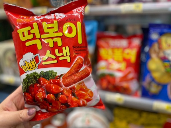 買一送一！7-11補班優惠：燕麥拿鐵買2送1、哈根達斯雪糕第2件2折，再推泰式、零食新品