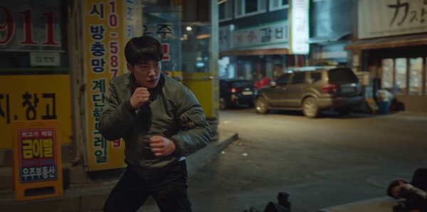 Netflix韓劇《獵犬》7個劇情幕後秘密！禹棹奐退伍隔天就開拍，朴星雄原本要演「陽中」