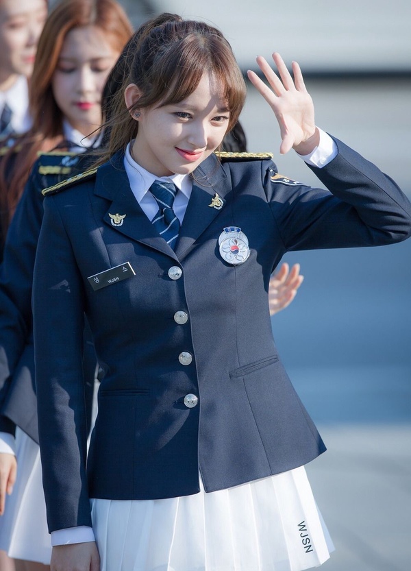 陸劇8位高顏值「軍裝女神」！楊冪美上熱搜，迪麗熱巴&amp;白鹿又美又帥，劉亦菲實在太美啦