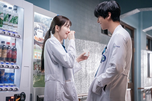 《金師傅3》安孝燮和女星「身高差」!
