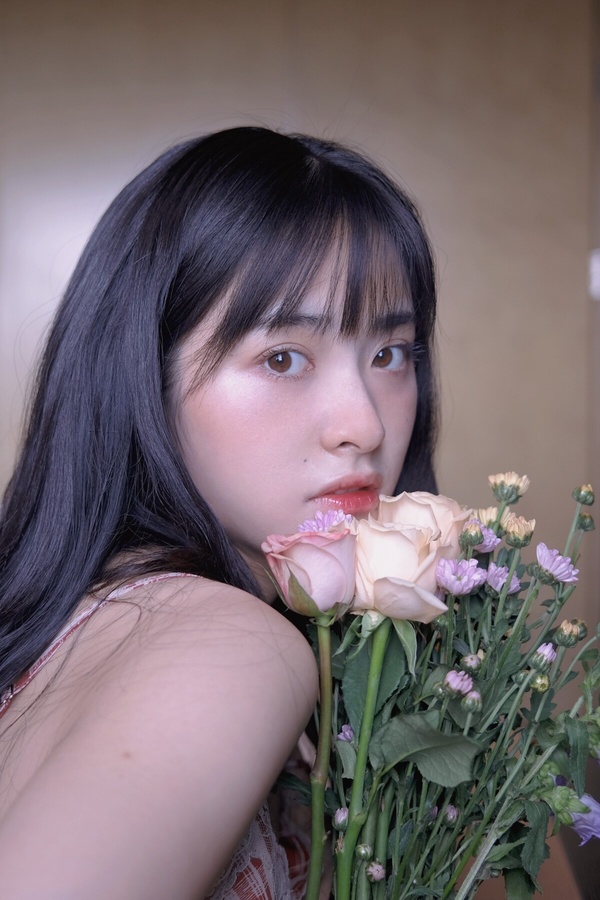 10位陸劇95花「有無瀏海對比」!周也美上熱搜,趙露思甜美,白鹿、張婧儀卻秒變路人