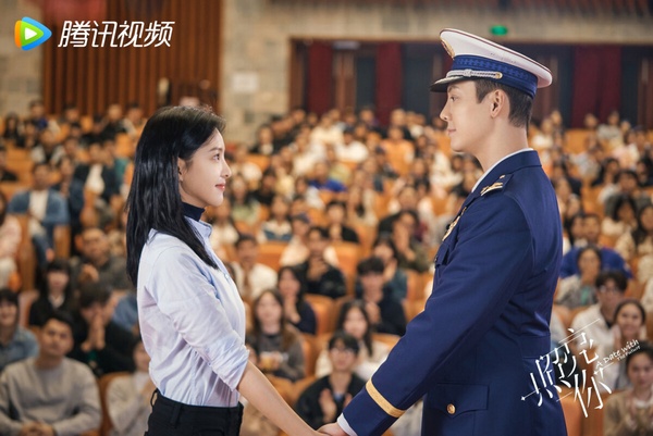 10對陸劇「年齡差大」的CP！《照亮你》差11歲無違和，王鶴棣、宋威龍是姊姊專業戶