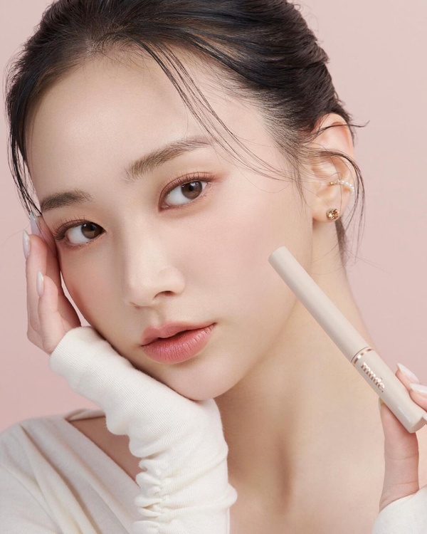 社會新鮮人必看！好感度加分面試妝容５重點，乾淨、自然是關鍵