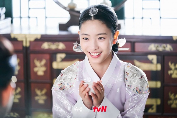 7位韓劇「直球女角色」！《今生也請多指教》第一集就提交往，《社內相親》映書超討喜