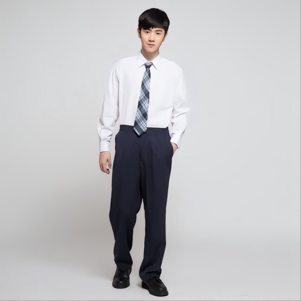 《偷偷藏不住》陳哲遠8個秘密!選過校草、當過校服模特,耽改劇《烽火狼金》未播先火