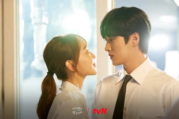 Netflix韓劇六月「全球網播量」TOP8！《絕世網紅》第7，這部超《歡迎來到王之國》奪冠