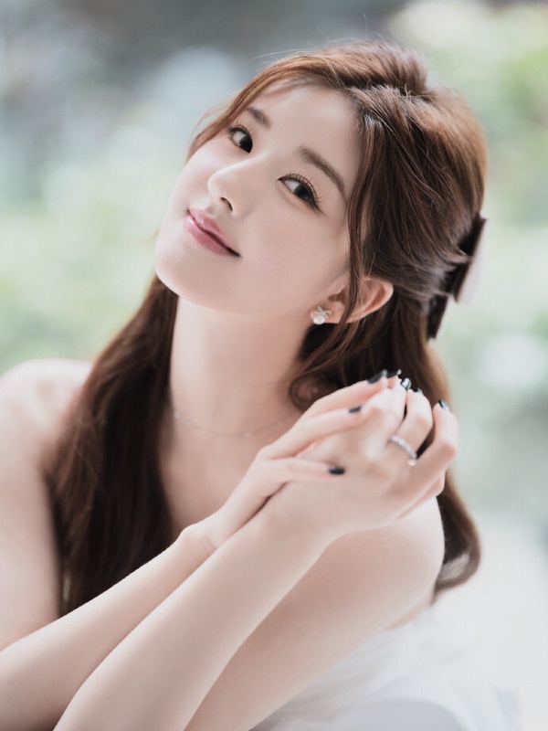 《偷偷藏不住》趙露思男女通吃校花妝!仿妝注意3重點,變身甜美氣質女神