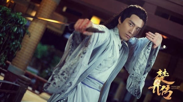 8位陸劇男星「同齡不同命」!羅雲熙找對戲路,他搭遍趙麗穎&劉詩詩&譚松韻,卻沒大火