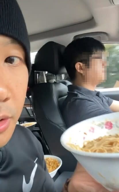 網議黑人陳建州6大顧人怨雷點!假義賣真斂財,裁台灣國旗討好中國,性騷擾打死不認