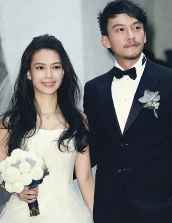 網議8位和經紀人結婚明星！蕭敬騰求婚經紀人，胡歌閃婚經紀人，張震助理老婆美貌驚人