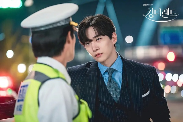 六月韓劇演員熱度TOP10!林智妍第5,申惠善第4,她打敗《歡迎來到王之國》李俊昊奪冠