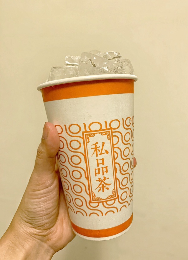 夏天如何避免中暑！夏日消暑方法推薦，隨身攜帶小電風扇、涼感絲巾替你的身體降降溫