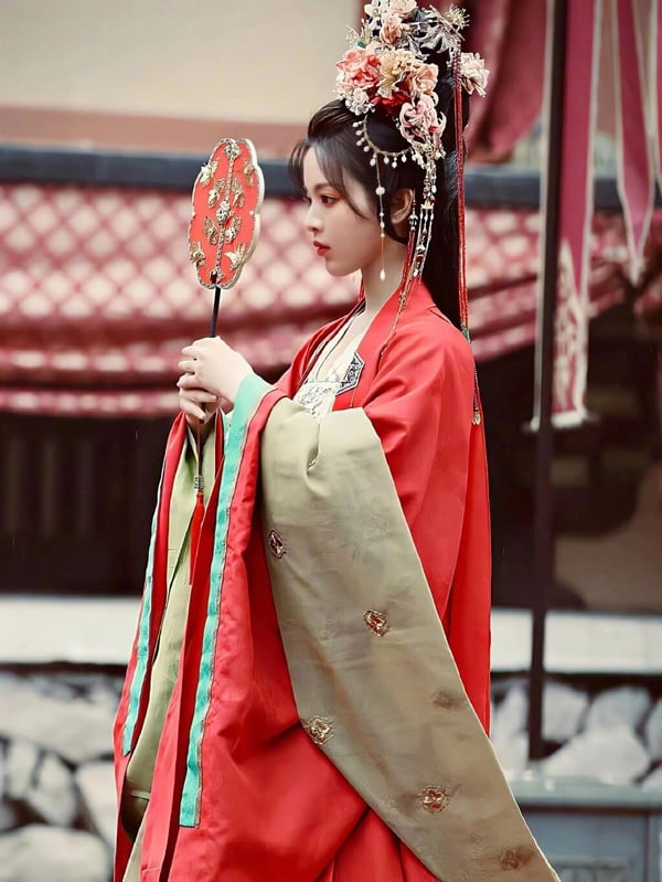 古裝劇10位「紅衣美人」！《玉骨遙》任敏挨批，迪麗熱巴、趙露思難忘，王楚然真的太美