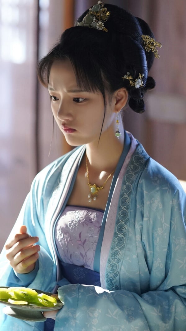 9位陸劇女星「顏值巔峰妝造」！《玉骨遙》任敏沒《清平樂》美，而她只驚豔1次就走下坡