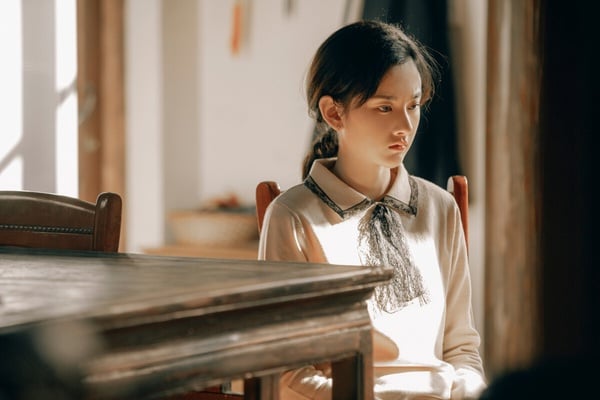 9位陸劇女星「顏值巔峰妝造」！《玉骨遙》任敏沒《清平樂》美，而她只驚豔1次就走下坡