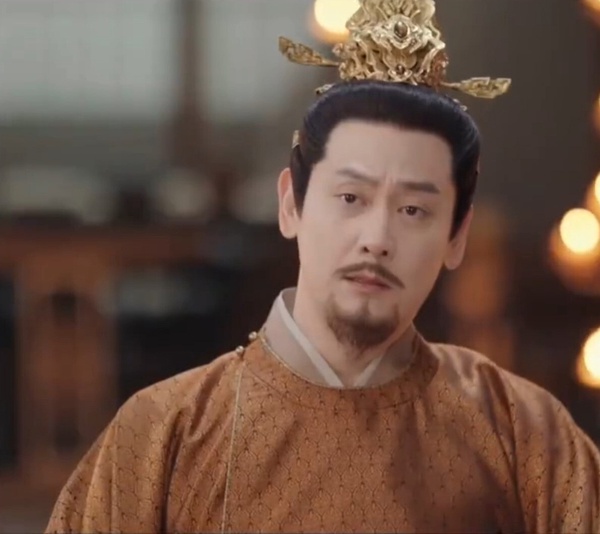 《偷偷藏不住》8演員穿古裝!不只趙露思，陳哲遠也是古裝神顏，還隱藏《玉骨遙》肖戰媽