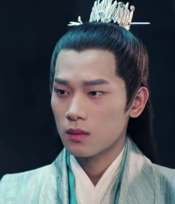 《偷偷藏不住》8演員穿古裝!不只趙露思，陳哲遠也是古裝神顏，還隱藏《玉骨遙》肖戰媽