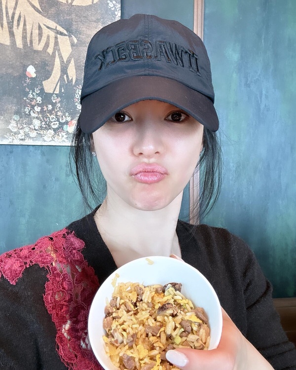 太陽來台吃這家麵線！韓星打卡台灣美食大盤點，邊佑錫嗑芒果冰、金智媛吃鴨肉大餐