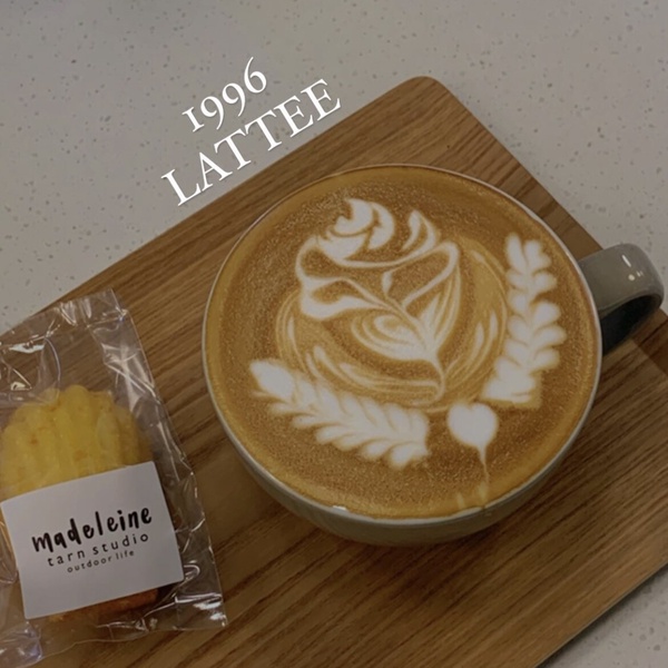 台北北投不限時咖啡廳推薦｜1996coffee整片落地窗採光好、這家超隱密卻擁有絕美景觀！